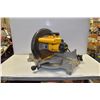 DEWALT D705-04 COMPOUND MITRE SAW WORKING