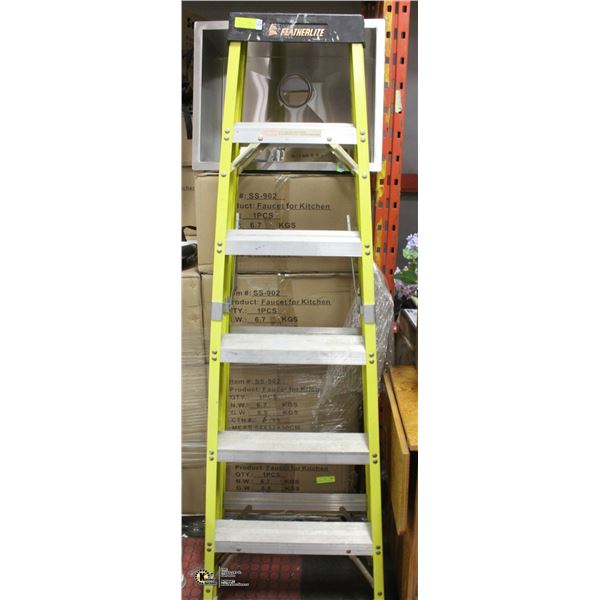 FEATHERLITE 6' YELLOW ALUMINUM LADDER