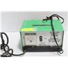 Image 1 : 6 AMP SEARS AUTOMATIC BATTERY CHARGER WITH AUTO