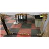 Image 1 : LARGE LIVING ROOM ANTIQUE MIRROR