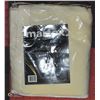 Image 1 : QUEEN SIZE VINTAGE SOFT ACRYLIC BLANKET UNUSED