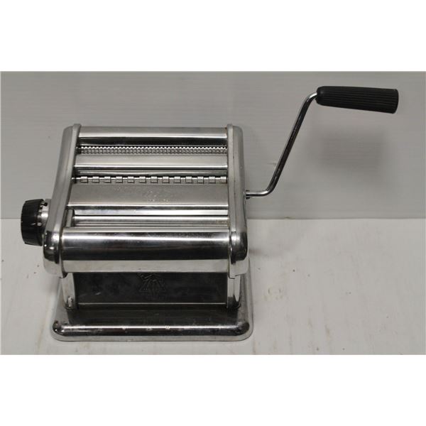 ITALIAN MADE PASTA MAKER