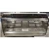Image 2 : HENNY PENNY 6' COUNTERTOP CURVED GLASS FOOD WARMER