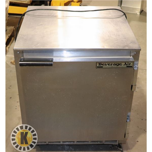 BEVERAGE AIR 27" UNDERCOUNTER COOLER