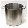 Image 1 : 32 QT STAINLESS STEEL INDUCTION CAPABLE STOCK POT