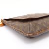 Image 4 : Louis Vuitton Brown Monogram Canvas Leather Musette Salsa Short Strap GM Bag