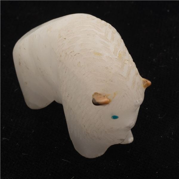 Zuni White Quartz Buffalo Fetish by Lynn Quam