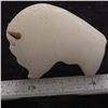 Image 6 : Zuni White Quartz Buffalo Fetish by Lynn Quam