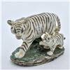 Image 1 : Albino Tiger with Cub Ceramic Figurine