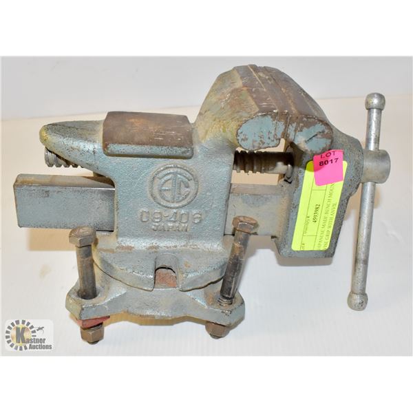 JAPANESE MADE BENCH MOUNTED VISE GRIP WITH ANVIL