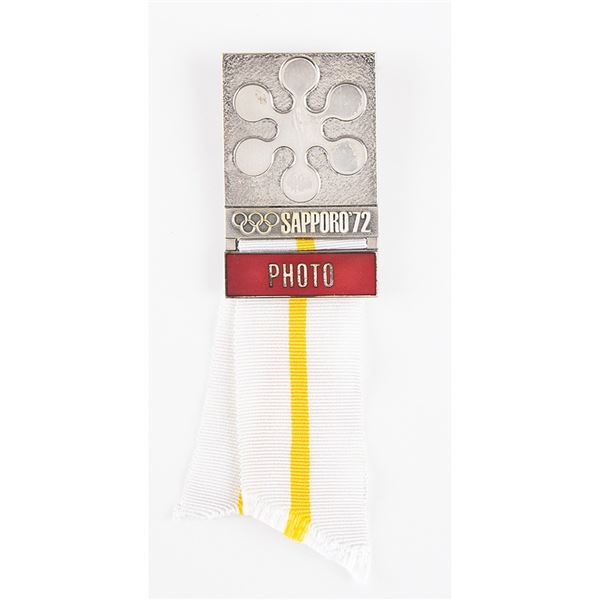 Sapporo 1972 Winter Olympics Photo Badge