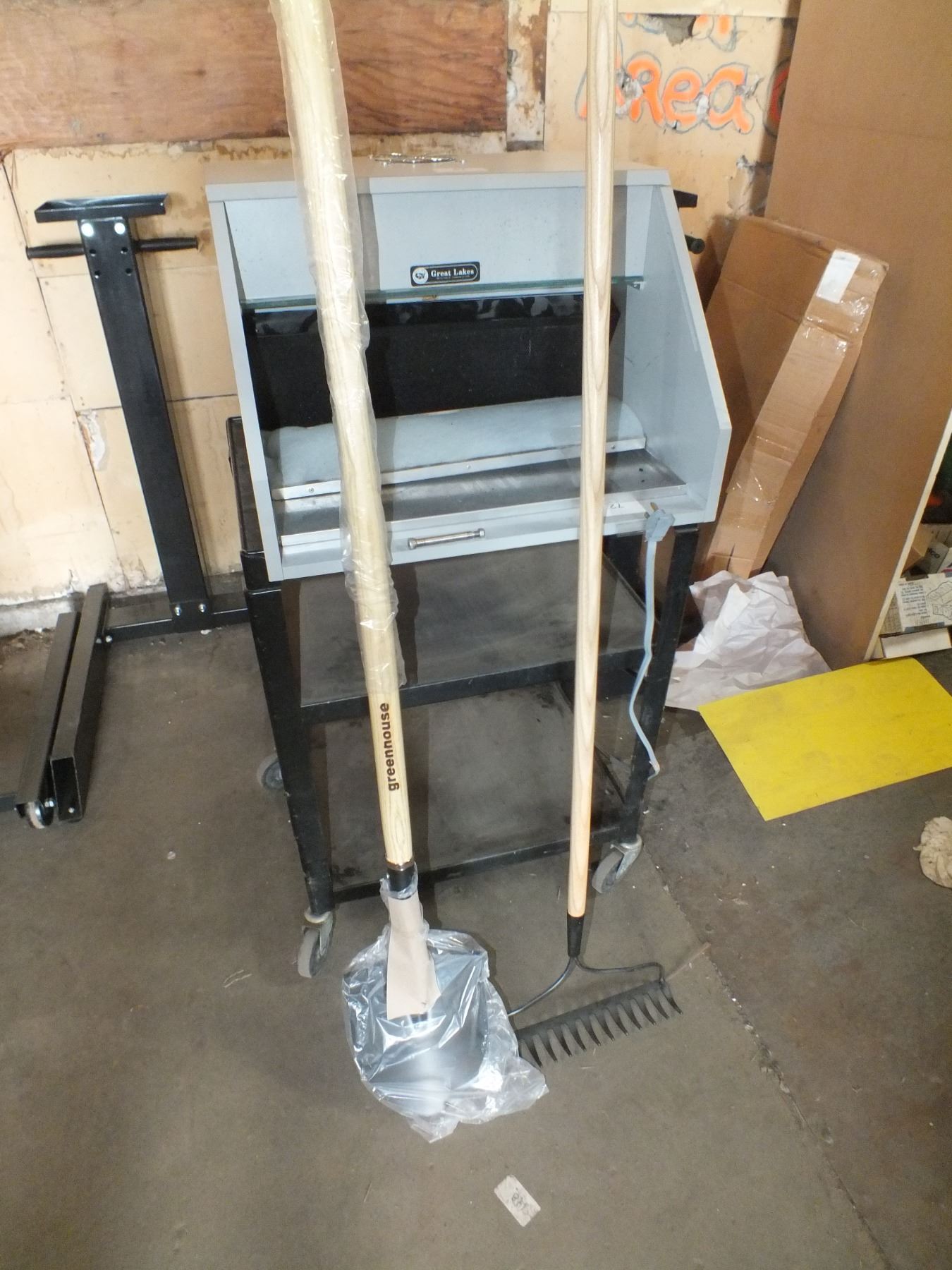 Spade Shovel & Rake