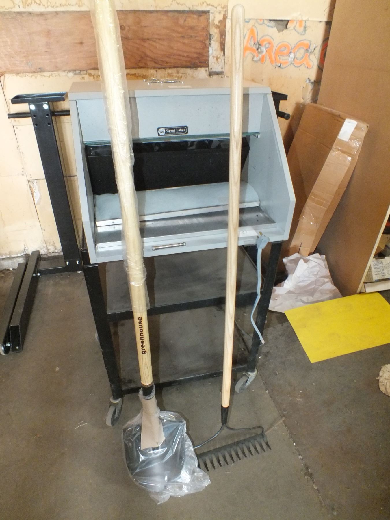 Spade Shovel & Rake