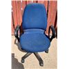 Image 1 : *Heavy Duty Fabric covered Office Chair on Casters 350 LB capacity no tears