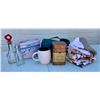 Image 1 : Kitchen Lot of 13 items including 7 brand new dish towels