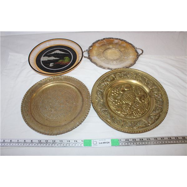 Decorative Plates (4)