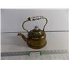 Image 1 : Metal Kettle with Decorative Knob and Handle