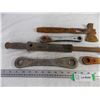 Image 3 : Nail Puller, Wrenches, Hatchet