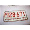 Image 3 : 1971,1974,1976 Saskatchewan License Plates