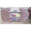 Image 2 : (4) chunky yarn rolls