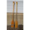 Image 1 : *(2) Wooden canoe paddles - 5' long