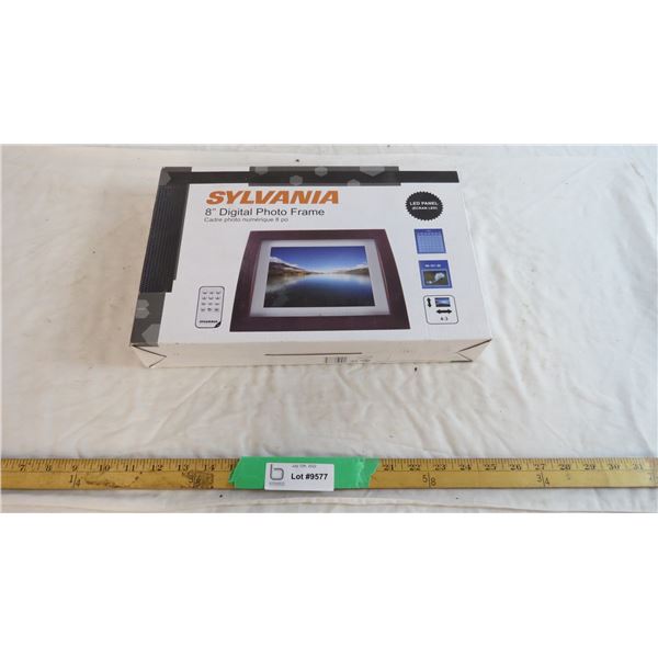 Sylvania 8" Digital Photo Frame