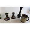 Image 5 : Vintage Disneyland Coffee cup and black vase