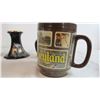 Image 7 : Vintage Disneyland Coffee cup and black vase