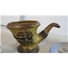 Image 2 : Sherlock pipe ceramic pot + Eskimo couple figurines and other figurines