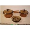 Image 1 : (2) Brown Pyrex Pots + accessory