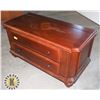 Image 1 : ASHLEY CEDAR CHEST, MAHOGANY STAIN FINISH