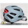 Image 1 : FREETOWN BICYCLE HELMET WITH BUILT IN REAR LIGHT