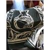 Image 2 : First Nations Kanata Blankets Cat B