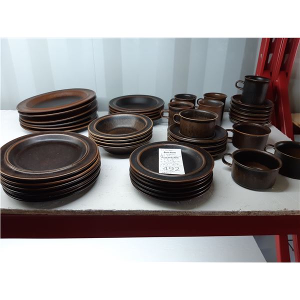 Arabia "Rustica" Dinnerware from Finland Cat B