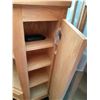 Image 2 : Oak Corner Cabinet Cat C