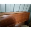 Image 2 : Queensize Oak Headboard Cat C