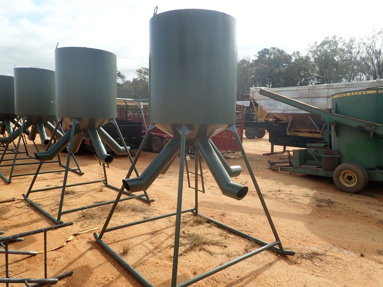 OUTBACK CP GRAVITY FLOW PROTEIN FEEDER