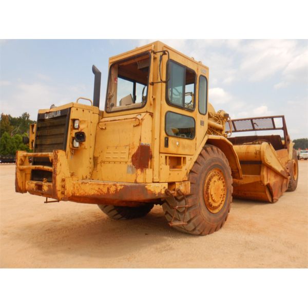 1998 CAT 621F Motor Scraper