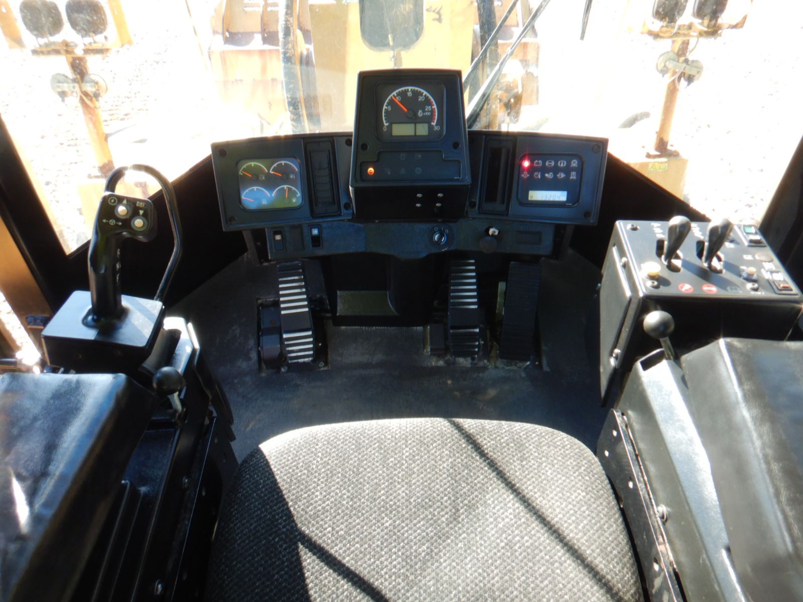 2009 CAT 988H Wheel Loader - J.M. Wood Auction Company, Inc.