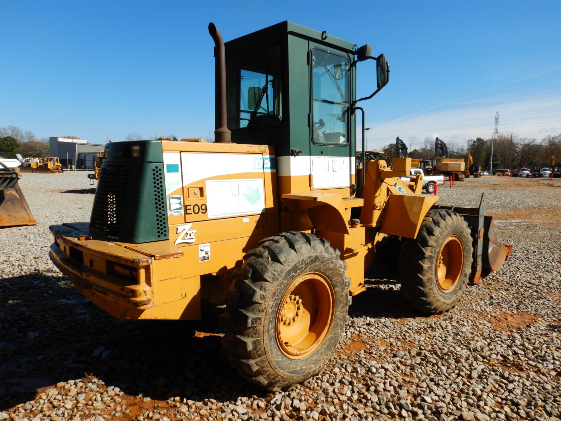 KAWASAKI 50Z SERIES IV Wheel Loader - J.M. Wood Auction Company, Inc.