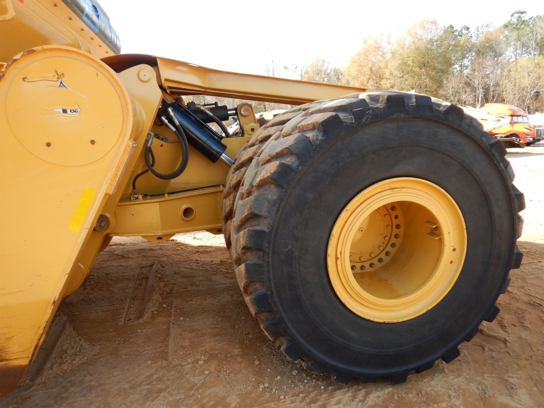 Mts Scraper Roller 2018 MTS MT-42 LGP Pull Scraper - J.M. Wood Auction Company, Inc.