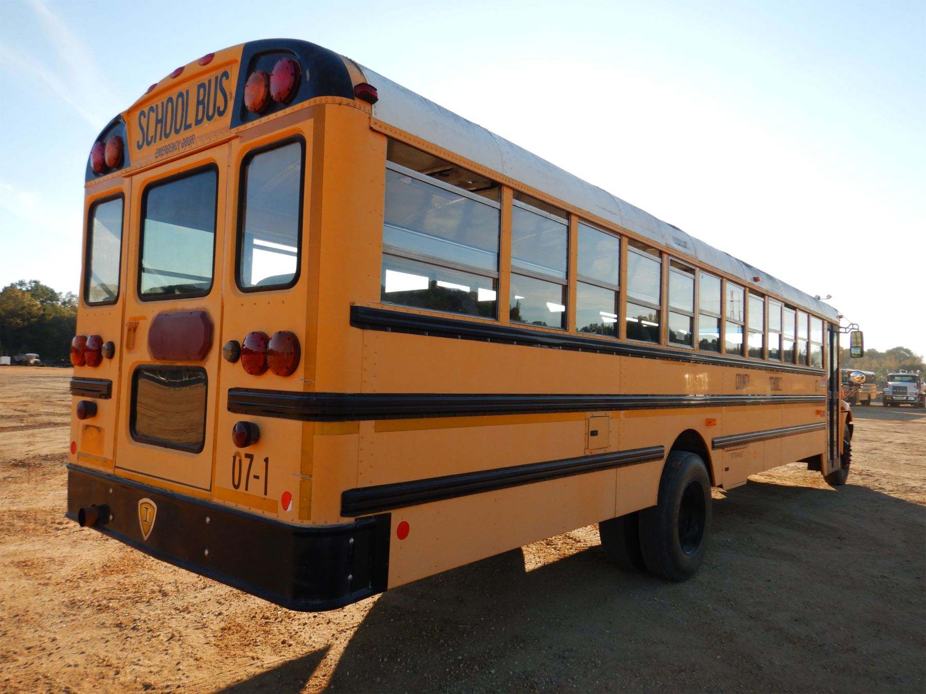 2007 IC BUS CE300 Bus - J.M. Wood Auction Company, Inc.