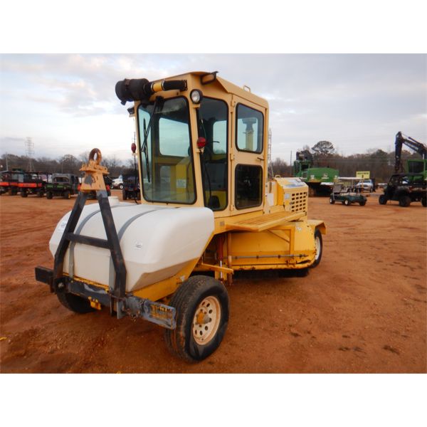 2005 SUPERIOR DT80C Broom