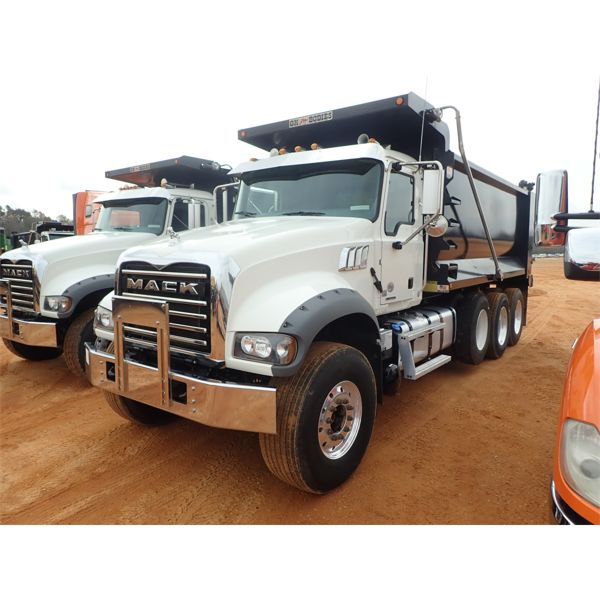 2021 MACK GR64F Dump Truck