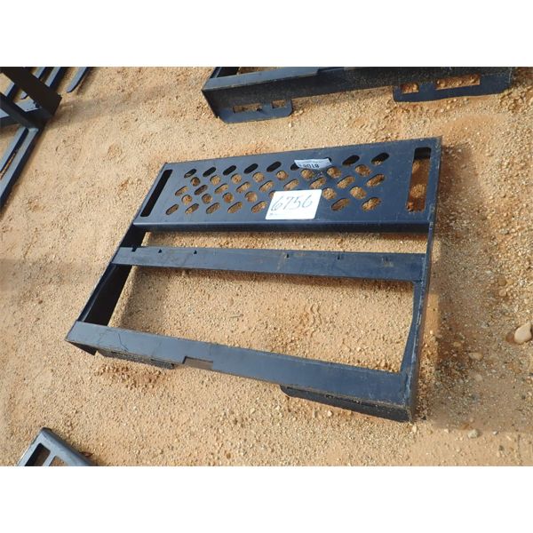 FORKLIFT FRAME (fits skid steer loader) (B5)