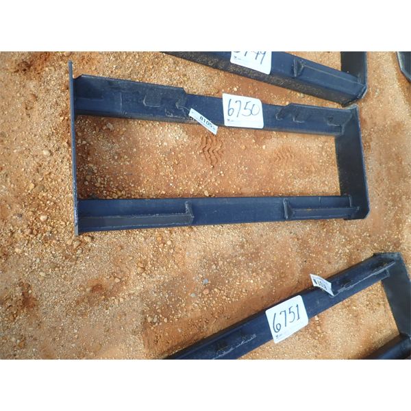 TUBE FRAME WELD ON QUICK ATTACH PLATE (fits skid steer loader) (B5)