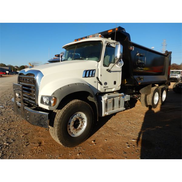 2020 MACK GR64F Dump Truck