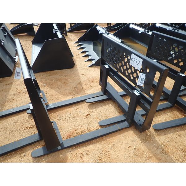 FORKLIFT ASSY (fits skid steer loader) (B5)