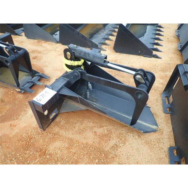 SPADE BUCKET (fits skid steer loader) (B5)