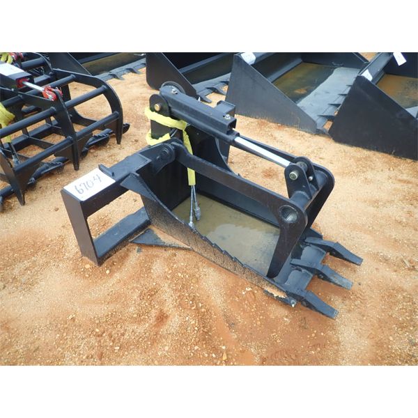 EXTREME STUMP BUCKET W/GRAPPLE (fits skid steer loader) (B5)